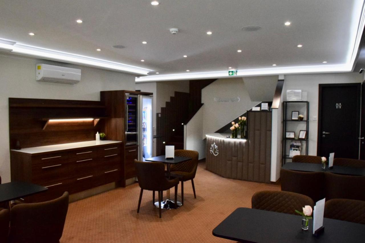 Hotel Lotus Hermina-major Extérieur photo