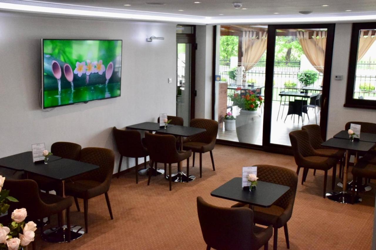 Hotel Lotus Hermina-major Extérieur photo
