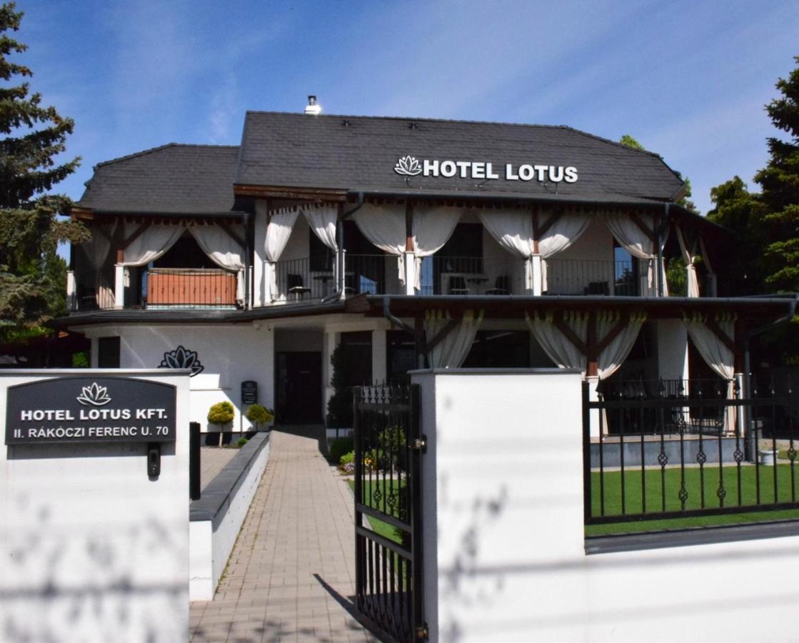 Hotel Lotus Hermina-major Extérieur photo